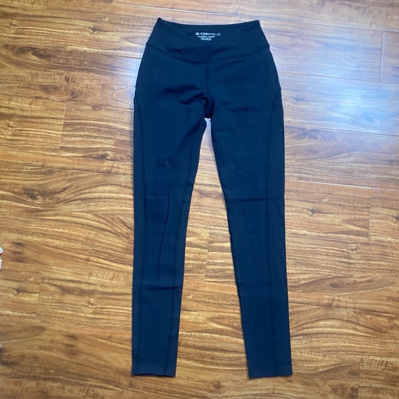 Beyond Yoga Pants - Beyond Yoga Women's Black Lowrise Leggings Size Medium Activewear Pilates Gym